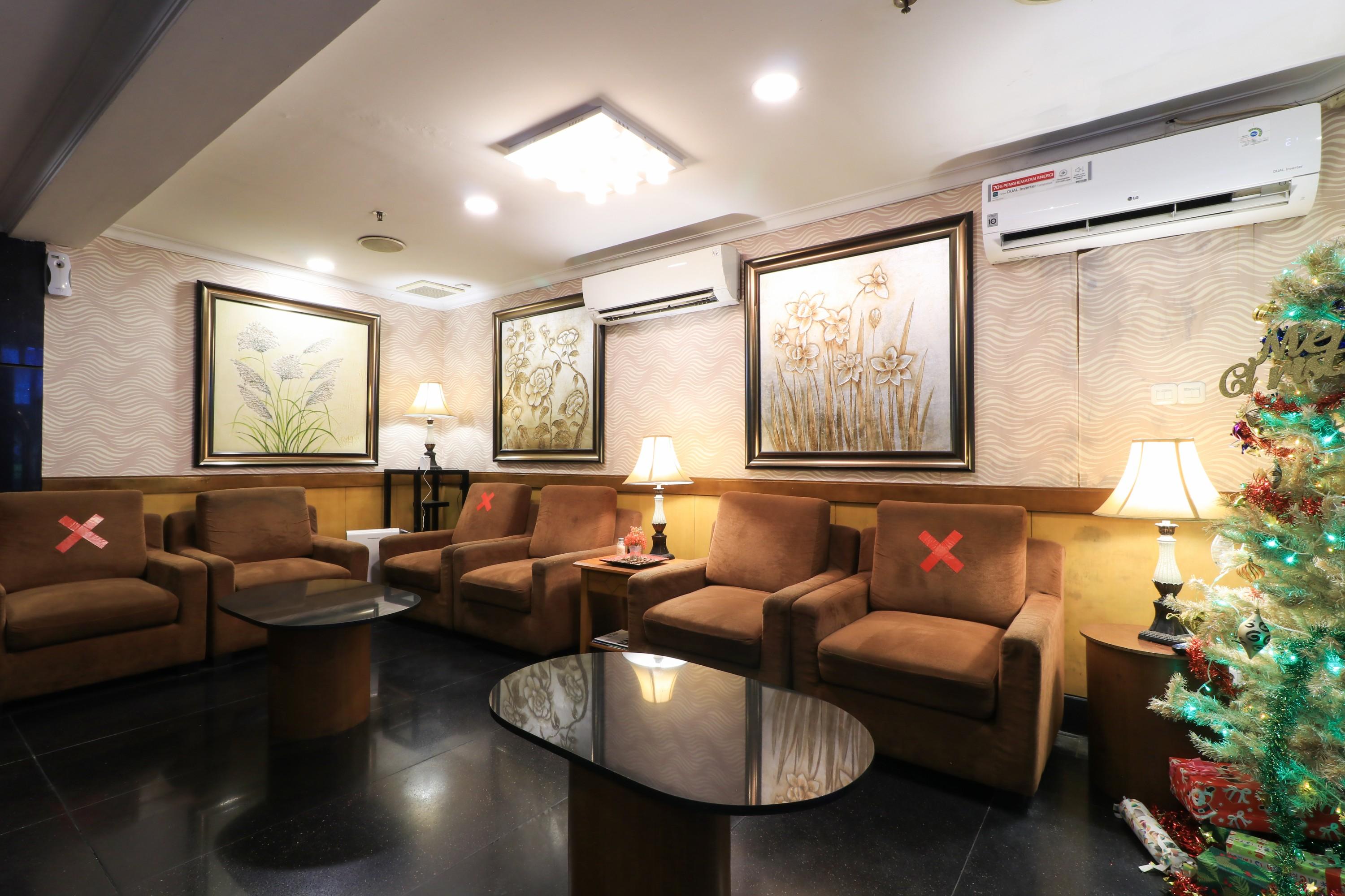 Coins Hotel Yakarta Exterior foto