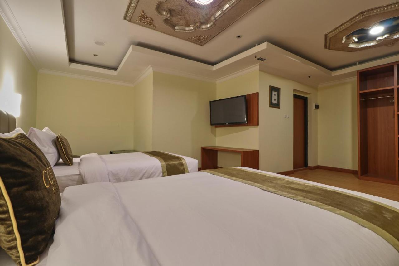 Coins Hotel Yakarta Exterior foto